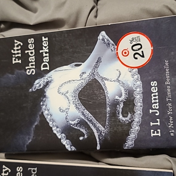 Books - Picture 2 of 3